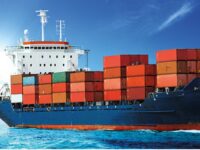Sederet Keunggulan Kirim Paket ke Luar Negeri Via Laut Untuk Eksportir