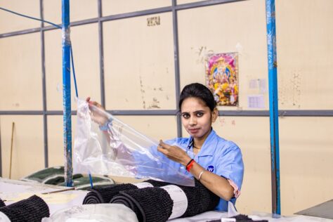 Photo Packing and Volumetric Cost Estimation