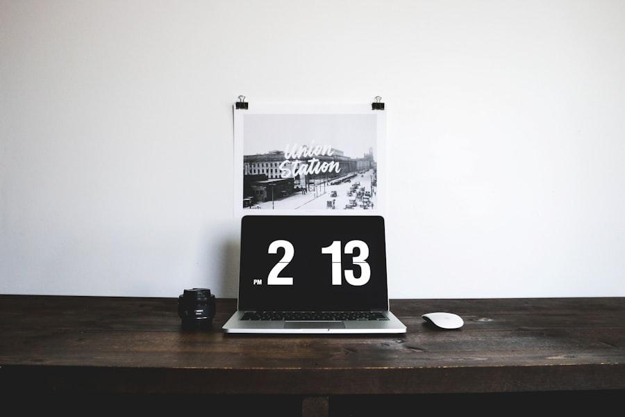 Photo Crowdfunding Timeline